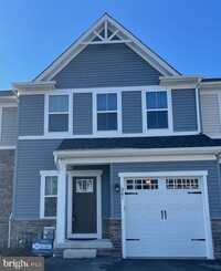 Building Photo - 205 Hibiscus Way