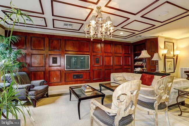 Building Photo - 1111 25th St NW