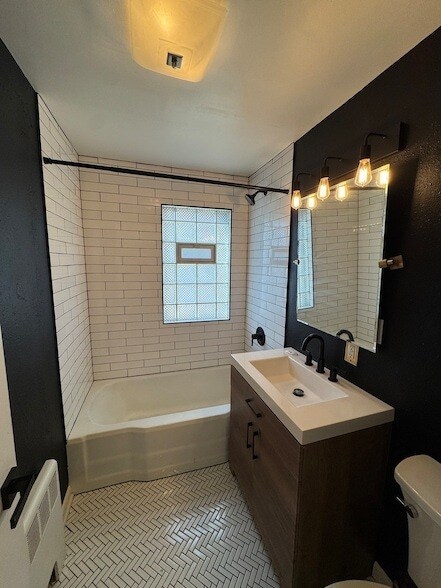 Building Photo - 1111 Lincoln St