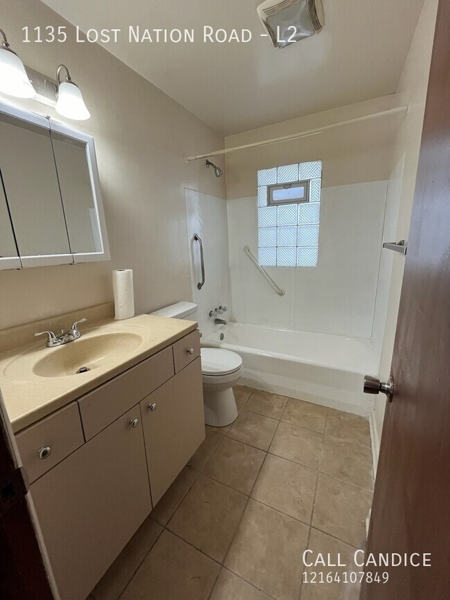 Building Photo - 1135 Lost Nation Rd