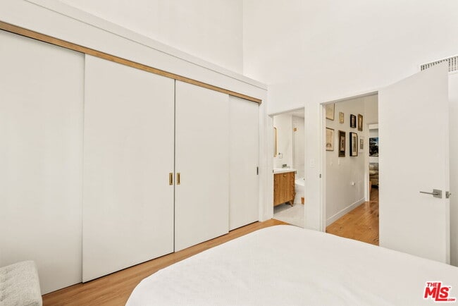 Building Photo - 3988 Beethoven St