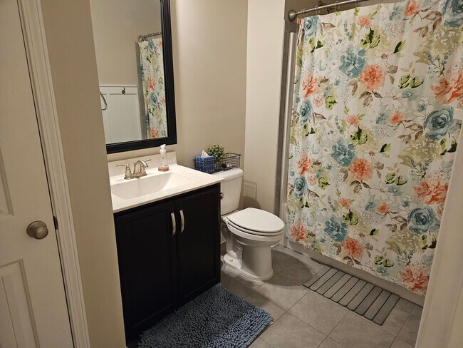 Building Photo - 5 Bedroom 3 Bath home in The Preserve at Tidewater Sneads Ferry