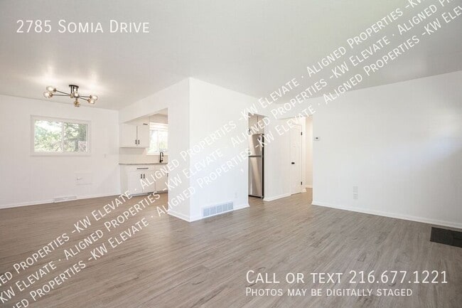 Building Photo - 2785 Somia Dr