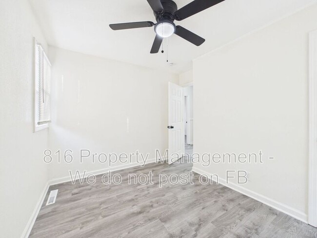 Building Photo - 7907 E 51st St