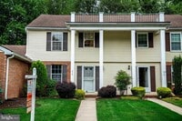 Building Photo - 910 Candlelight Ct