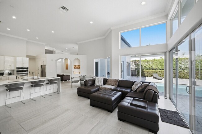 Building Photo - 5006 NW 24th Cir