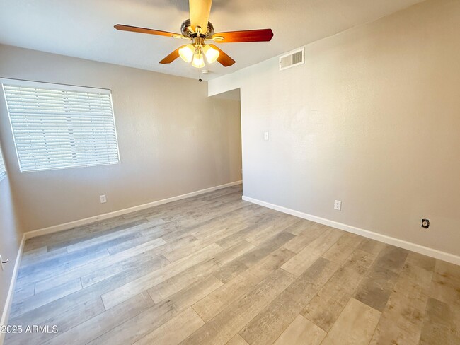Building Photo - 2855 S Ext Rd