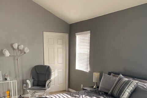 Building Photo - 6442 Vineland Ave