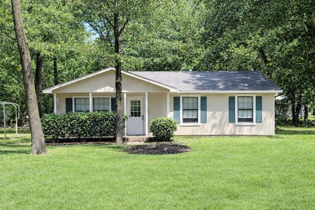 Building Photo - 124 Pierce Dr