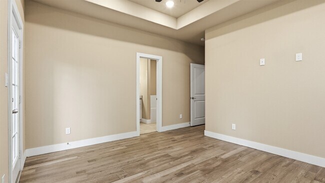 Building Photo - 4431 Knoxville St