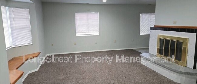 Building Photo - 1012 NW 34th St