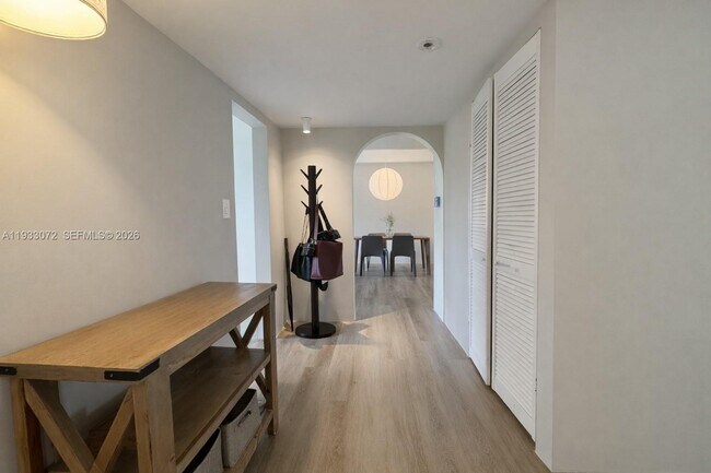 Building Photo - 1840 Jefferson Ave