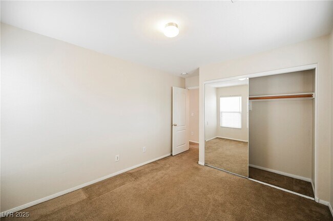 Building Photo - 764 La Tosca St