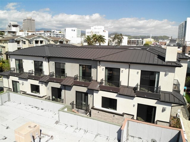 Building Photo - 330 Salem St