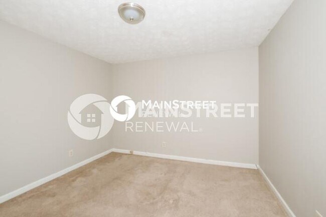 Building Photo - 3 Bedroom Pet-Friendly Home in Covington, ...