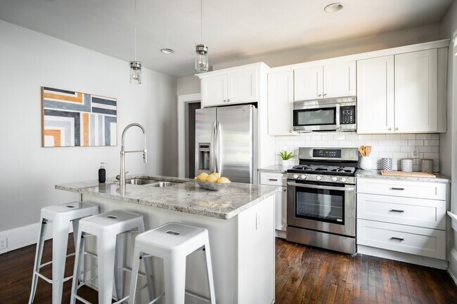 Building Photo - 23 Clifton St SE