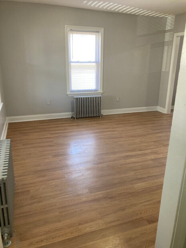 Living Room - 60 Division St