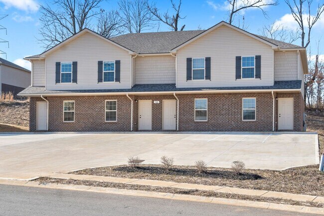 Building Photo - 1112 Ziva Ln