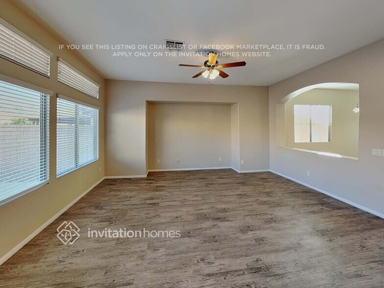 Building Photo - 7394 Longhorn Lodge Ave