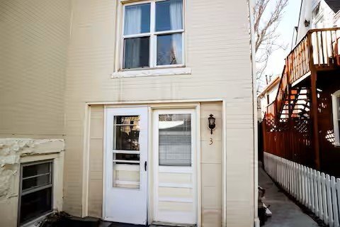 Building Photo - 2337 E 12th Ave