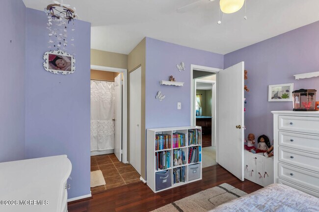 Building Photo - 216 Coldspring Ct