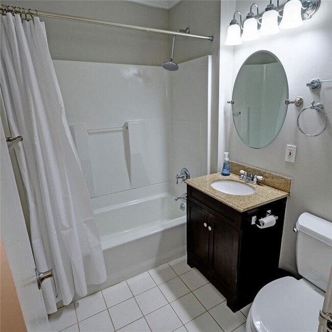 Building Photo - 2968 Fantasy Ln