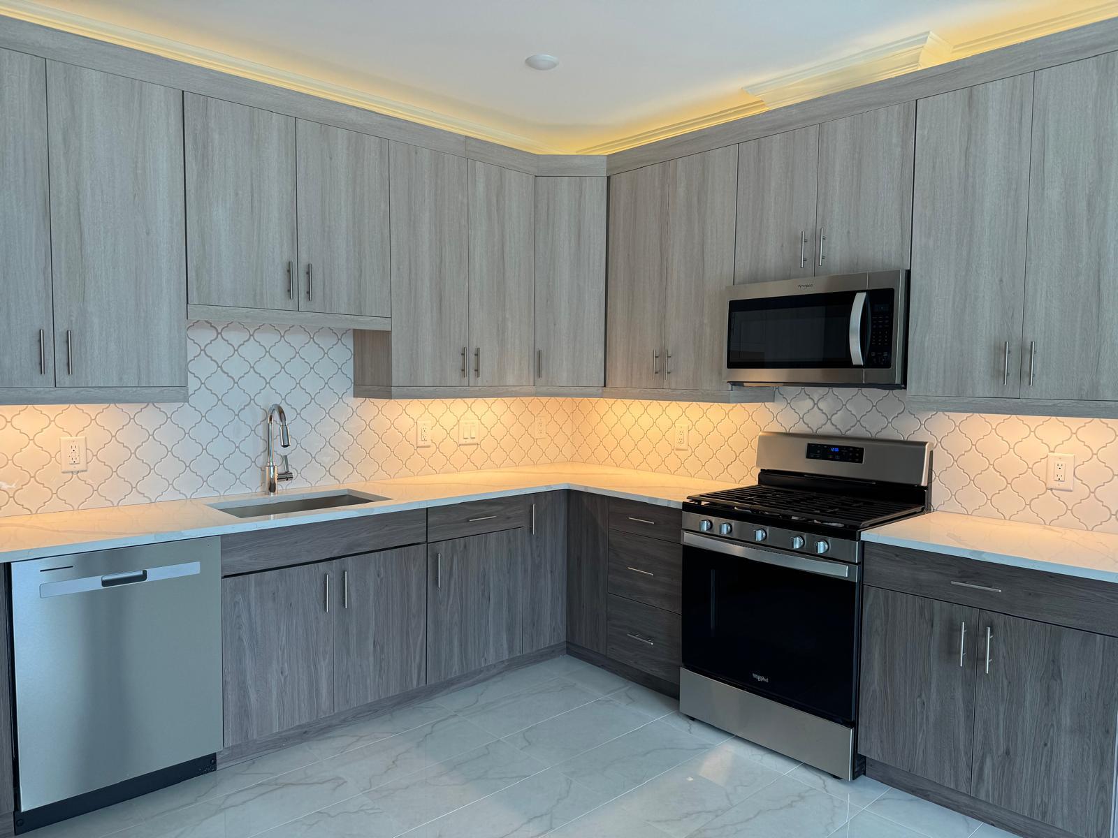 Building Photo - 580 North Ave