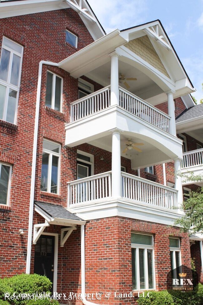 Primary Photo - 3 br, 2 bath House - 112 Landing Dr
