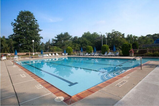 Pool - 3 Andover Ct