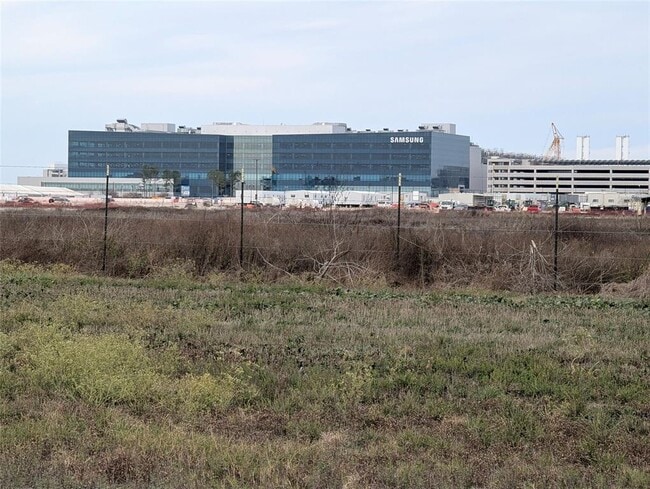 Building Photo - 202 Pebblestream Pass