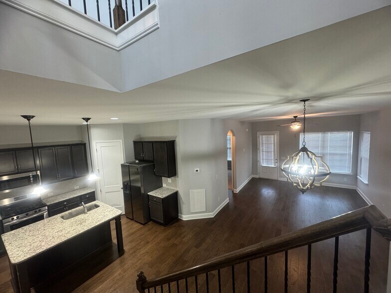 Building Photo - 3064 Flowing Creek Dr