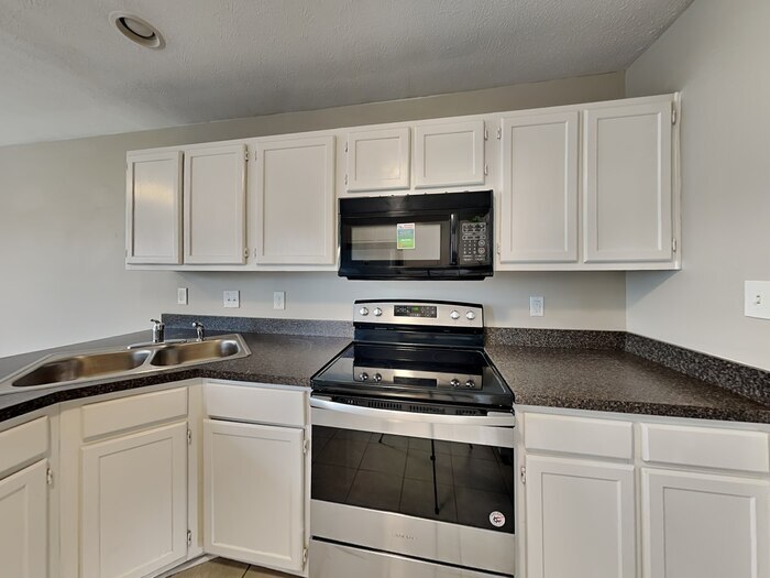 Building Photo - 5444 Adina Ct