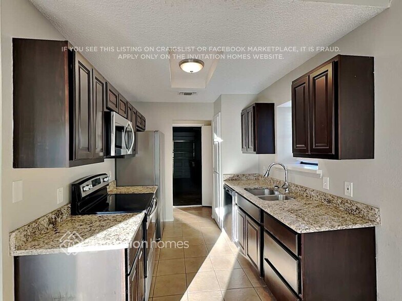 Building Photo - 308 Iberis Dr