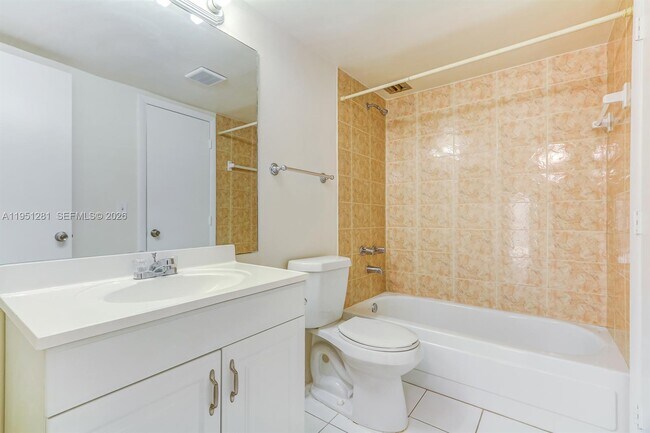 Building Photo - 7528 SW 95th Pl