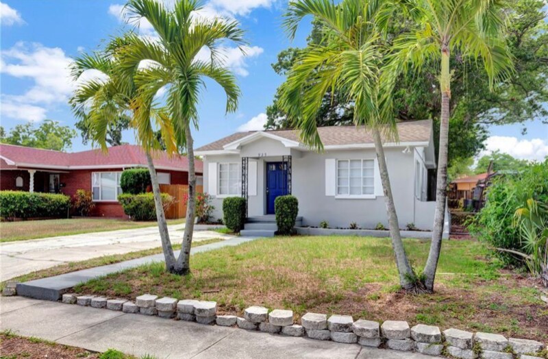 Primary Photo - 925 17th St S