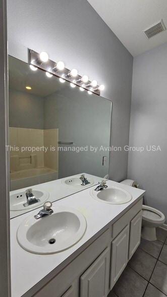 Building Photo - 8230 Dames Point Crossing Blvd N