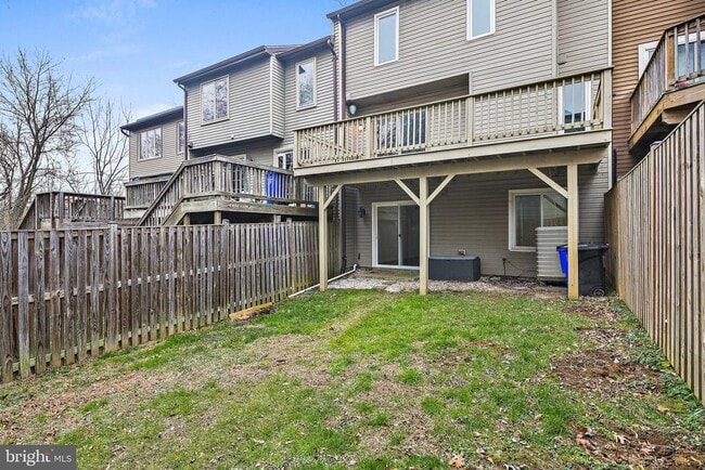 Building Photo - 9473 Clocktower Ln