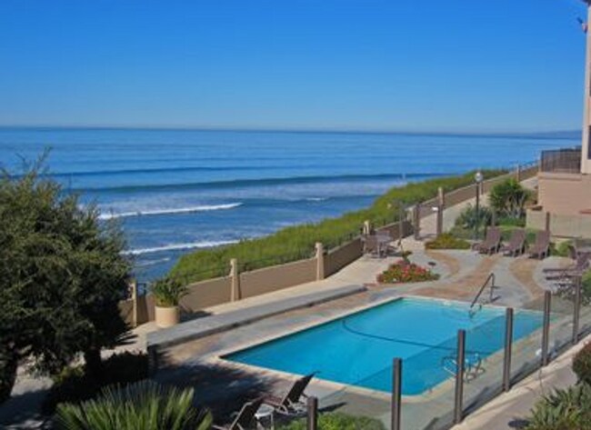 Building Photo - Del Mar Beach Club 2bd/2ba Condo