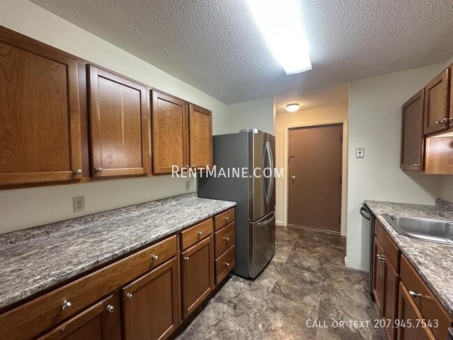 Building Photo - 26 Longrale Park