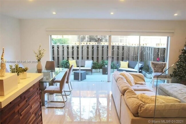 Building Photo - 8243 NW 8th Ct