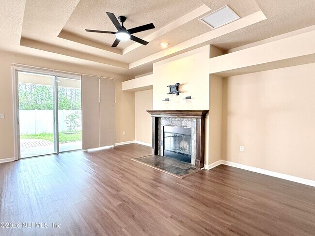 Building Photo - 659 Candlebark Dr