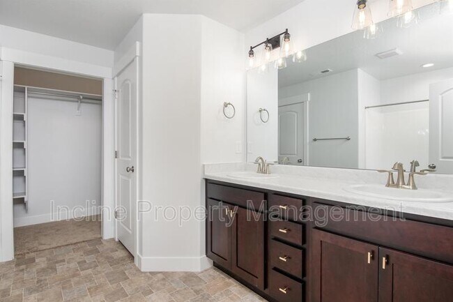 Building Photo - 16426 Bull Spring Rd