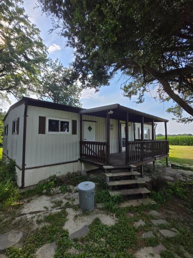 Primary Photo - 2 Bed 2 Bath Home For Rent in Middletown, MO!