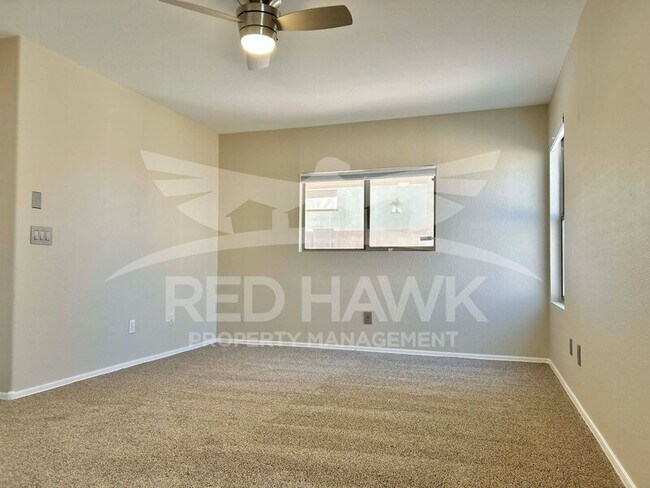 Building Photo - 2280 E Hazeltine Way