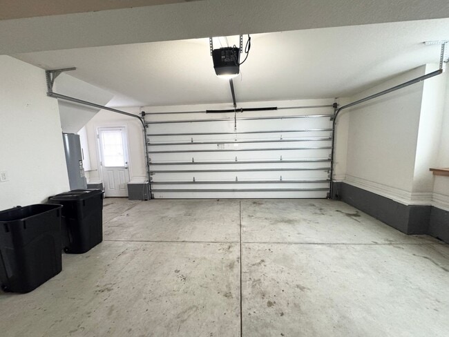 Building Photo - 125 Tulip Tree Dr