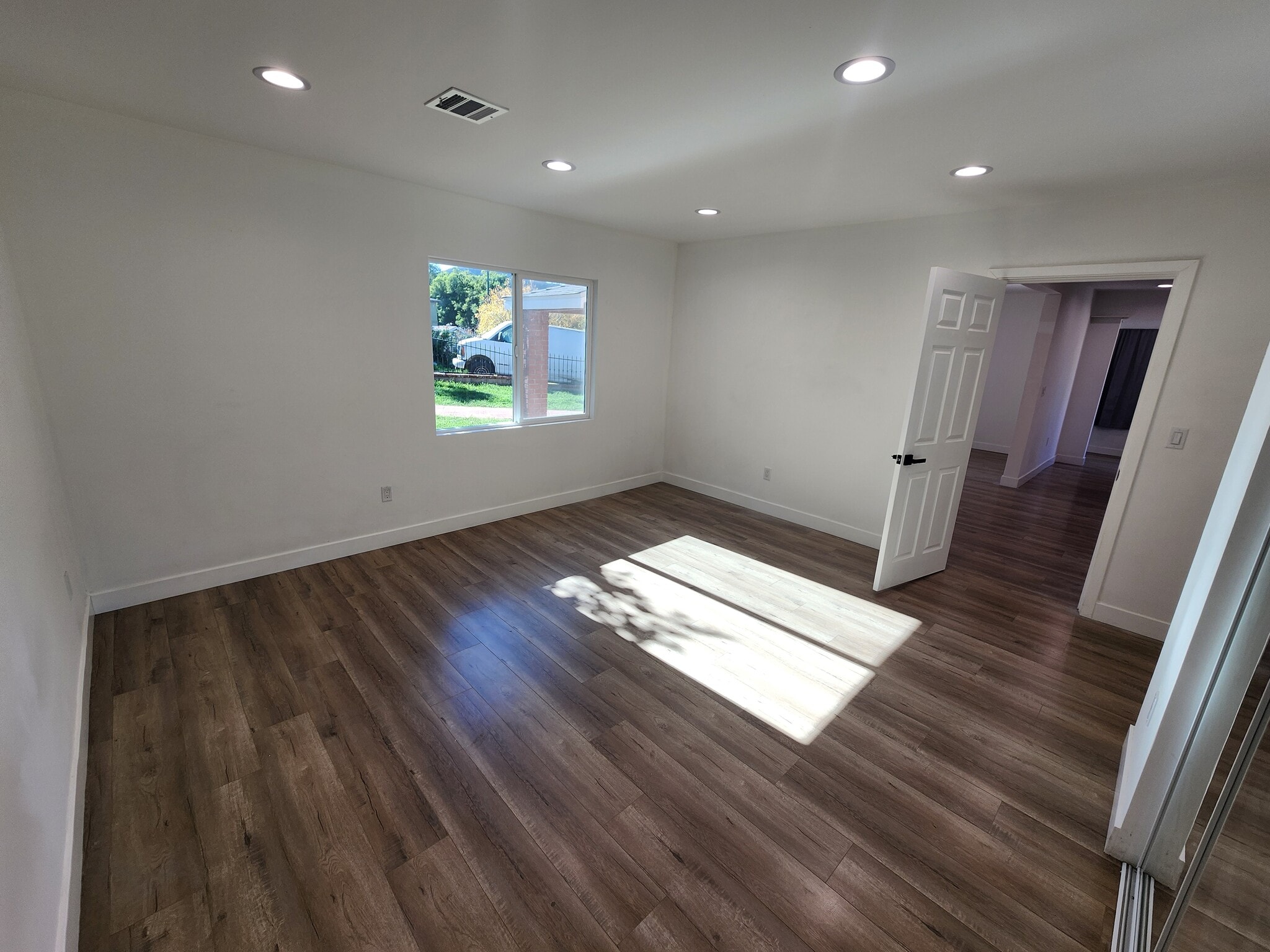 Building Photo - 7665 Machrea St