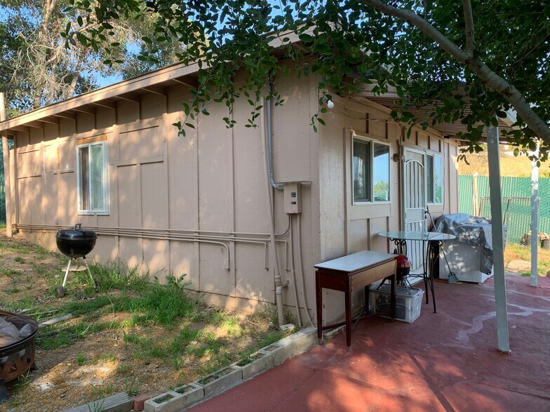 Building Photo - 3708 Linda Vista Dr