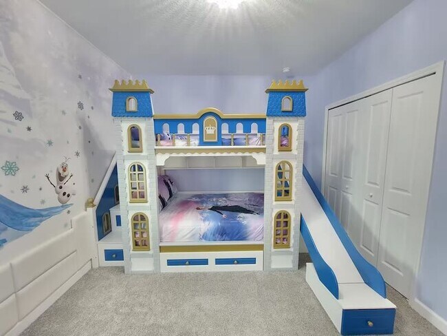 Building Photo - 1151 Kingsbarn St