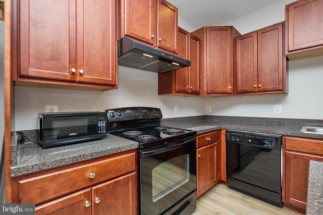 Building Photo - 42612 Galbraith Square