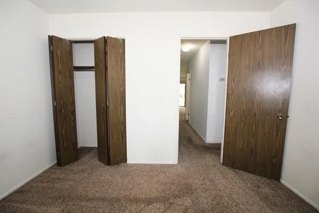Building Photo - 404 Sandalwood Ln